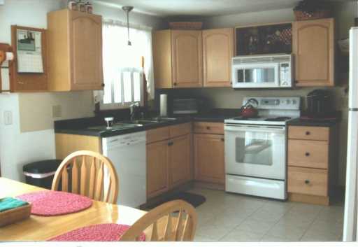 20 Inman Avenue Warwick, RI 02886 - Photo 3 of 6 Other.