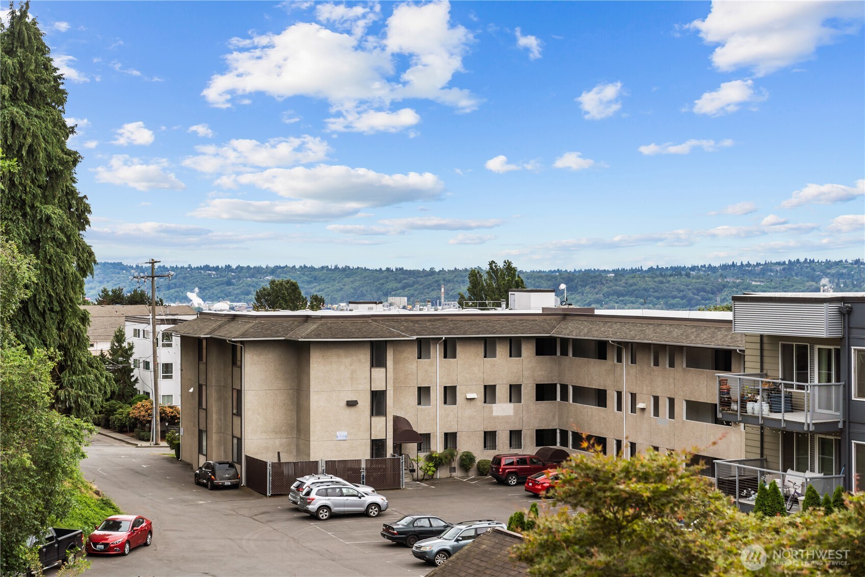 1311 12th Avenue South, Unit F401 Seattle, WA 98144 - Photo 24 of 40
