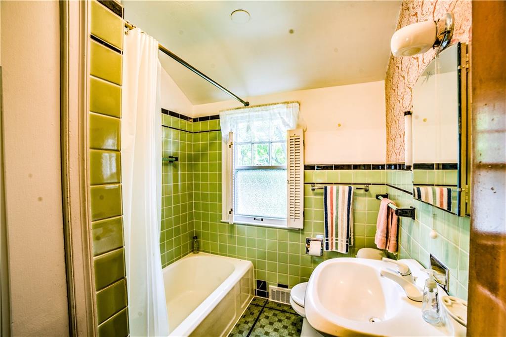 3225 Brill Road Indianapolis, IN 46227 - Photo 21 of 27 Gallery Image 21