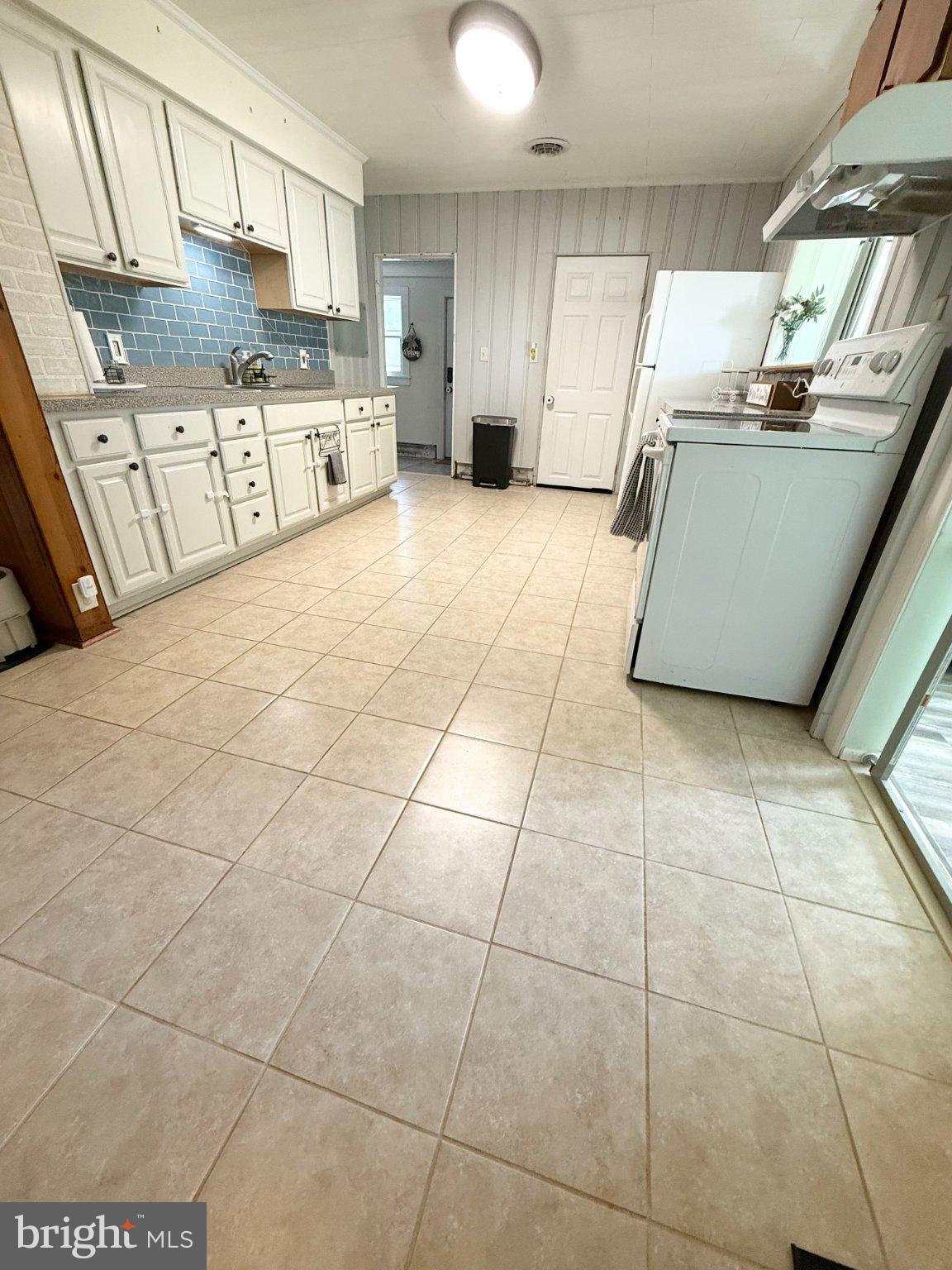 504 Sunset Boulevard Ridgely, MD 21660 - Photo 16 of 29 Kitchen