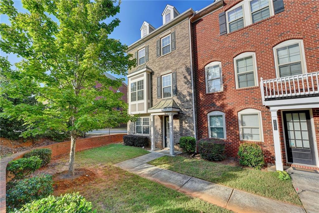2448 Tenor Lane Alpharetta, GA 30009 - Photo 3 of 59