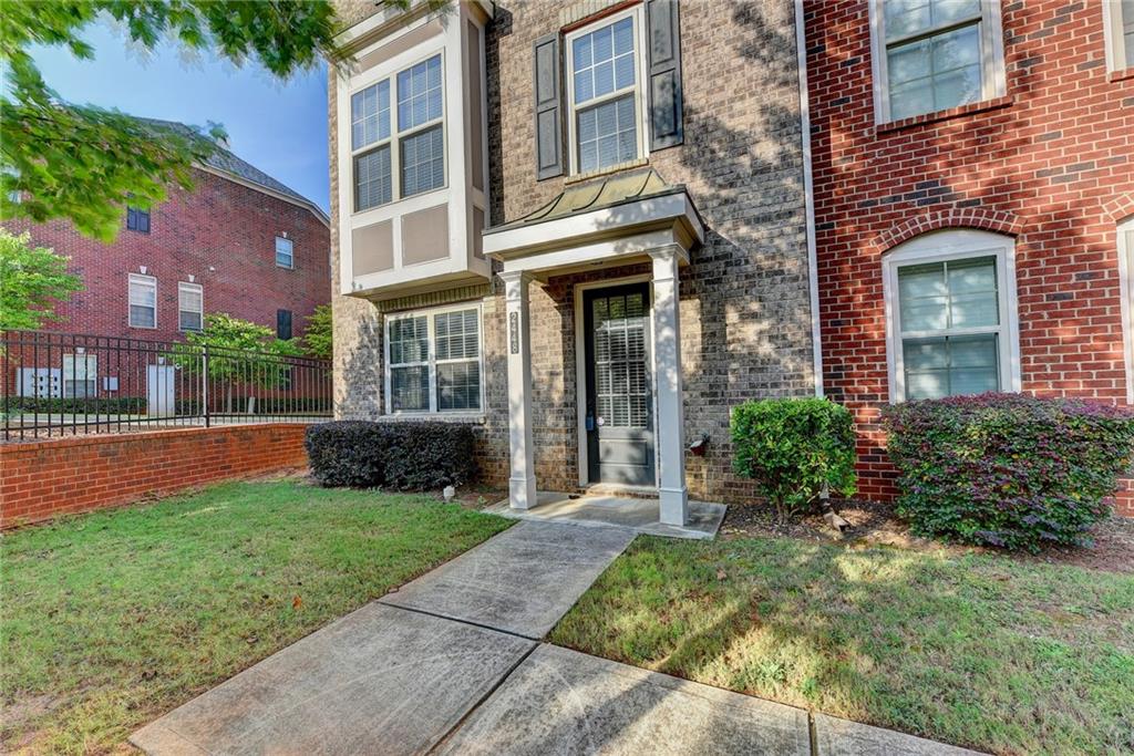 2448 Tenor Lane Alpharetta, GA 30009 - Photo 5 of 59