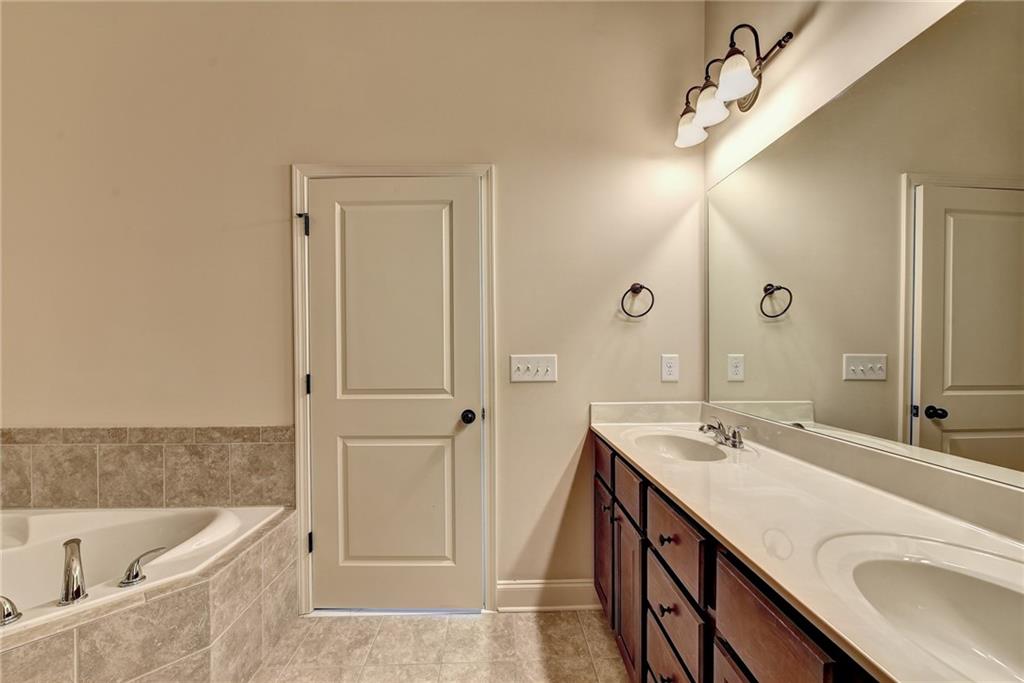 2448 Tenor Lane Alpharetta, GA 30009 - Photo 53 of 59