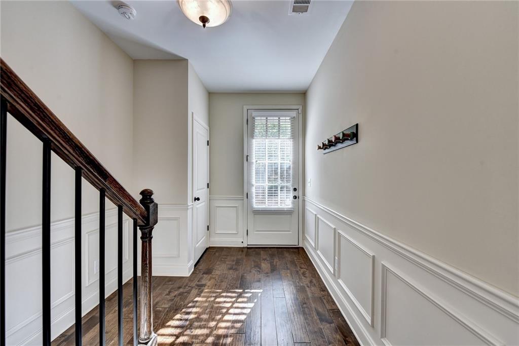 2448 Tenor Lane Alpharetta, GA 30009 - Photo 7 of 59