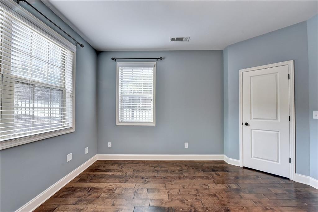2448 Tenor Lane Alpharetta, GA 30009 - Photo 10 of 59
