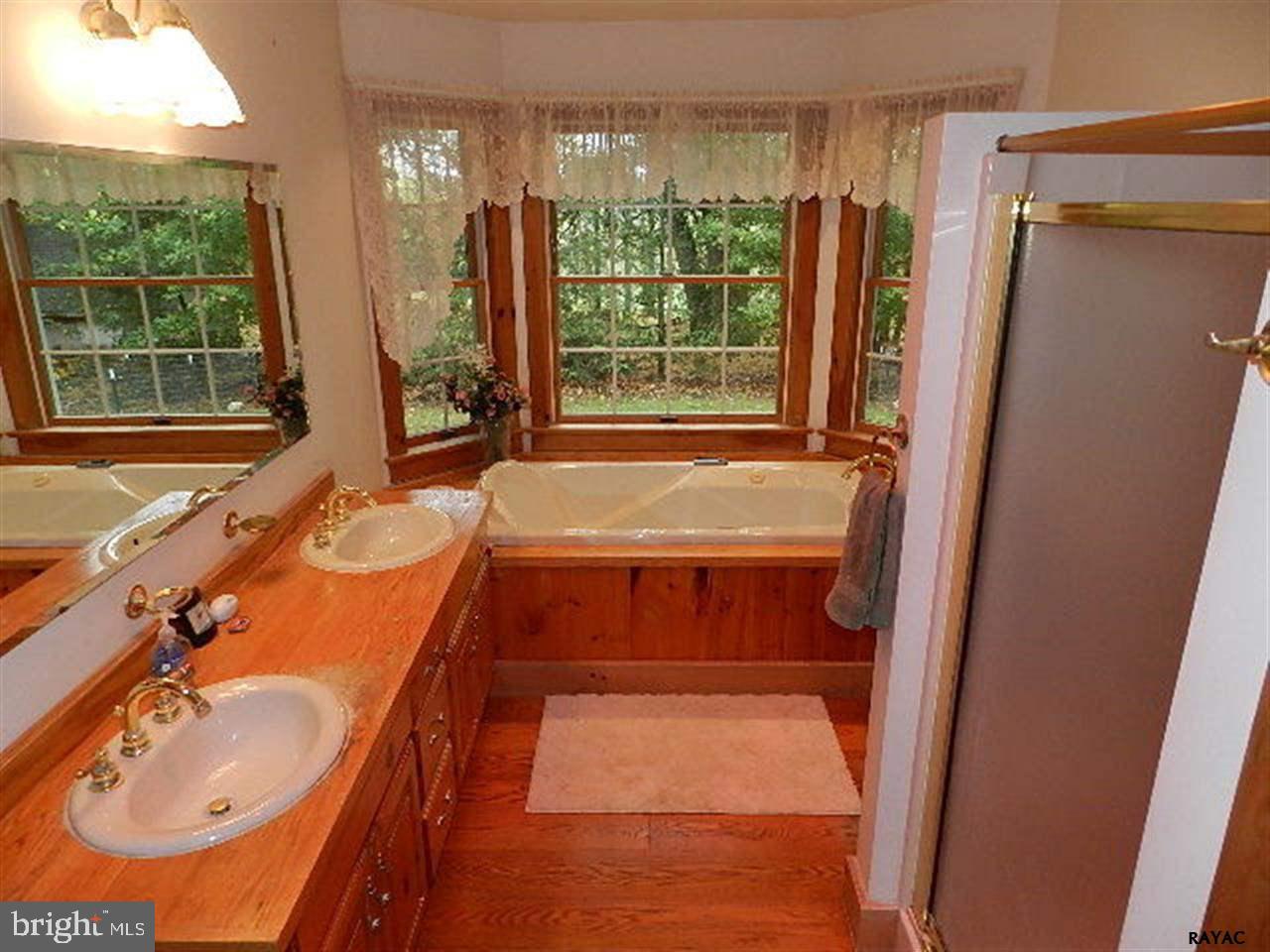1838 Arnold Road York, PA 17408 - Photo 20 of 29 Gallery Image 20
