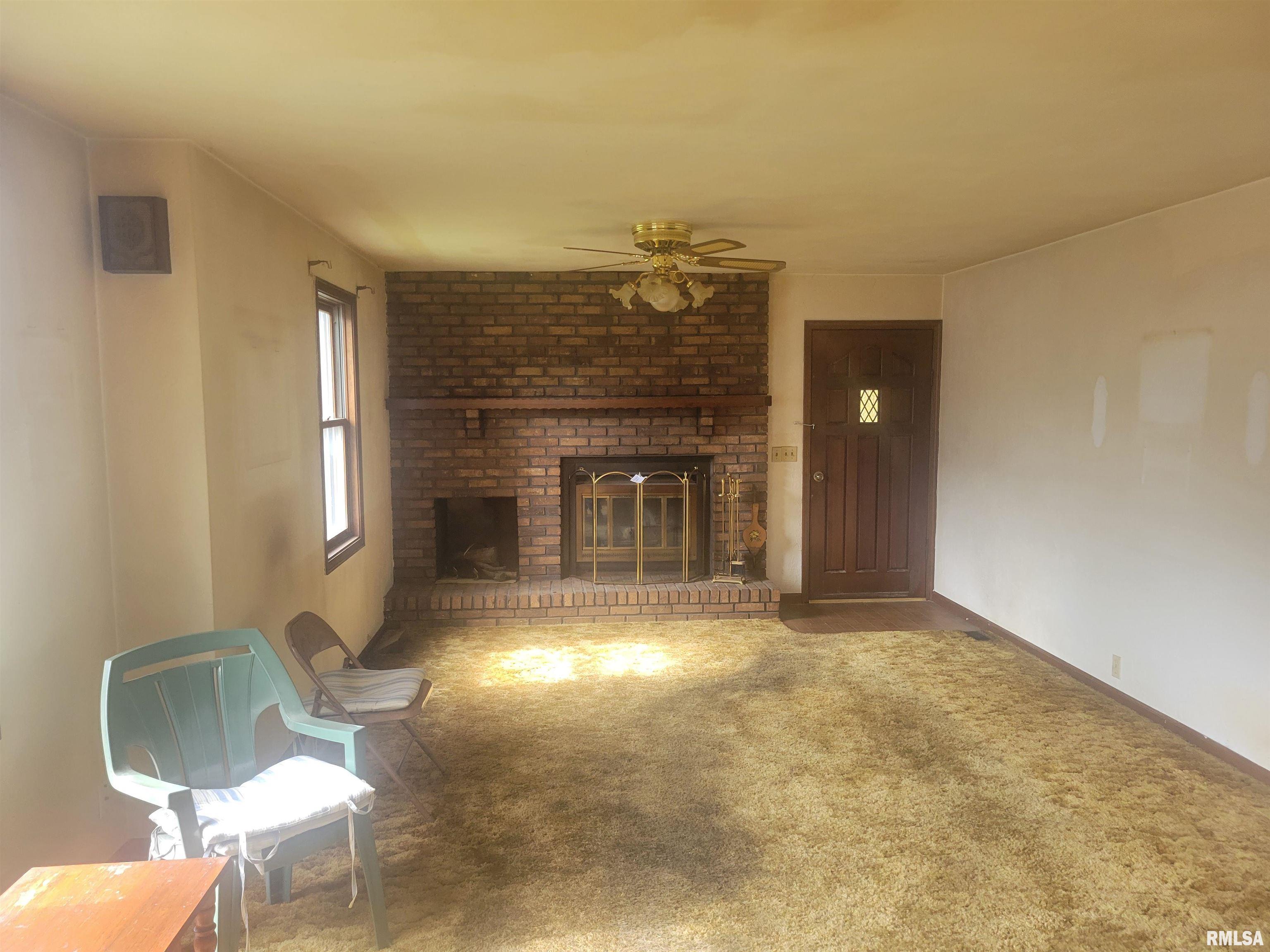 332 Herman Street Pekin, IL 61554 - Photo 6 of 17