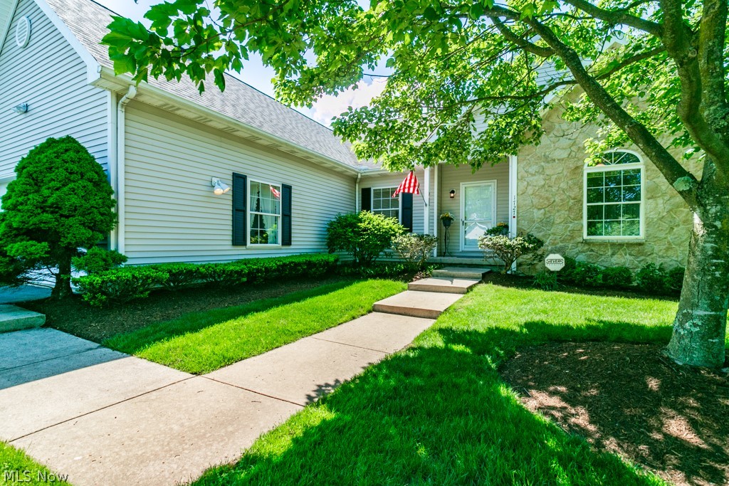 1727 Richmond Road Lyndhurst, OH 44124 - Photo 2 of 36