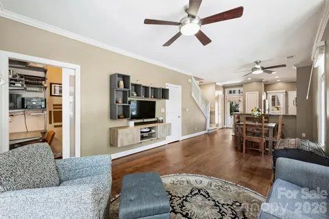 $500,000 | 1073 Park W Drive, Charlotte, NC 28209
