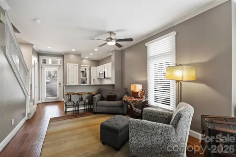 $525,000 | 1073 Park W Drive, Charlotte, NC 28209