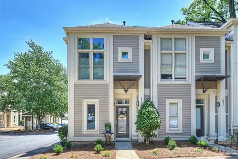 $500,000 | 1073 Park W Drive, Charlotte, NC 28209