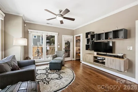 $500,000 | 1073 Park W Drive, Charlotte, NC 28209