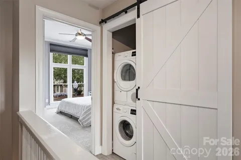 $525,000 | 1073 Park W Drive, Charlotte, NC 28209