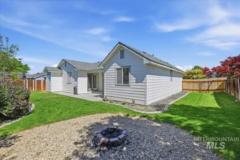 $357,900 | 7373 Edgebrook Drive, Nampa, ID 83687
