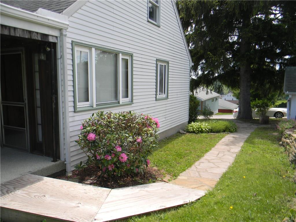 255 Hickory Street Rillton, PA 15678 - Photo 4 of 24 Gallery Image 4