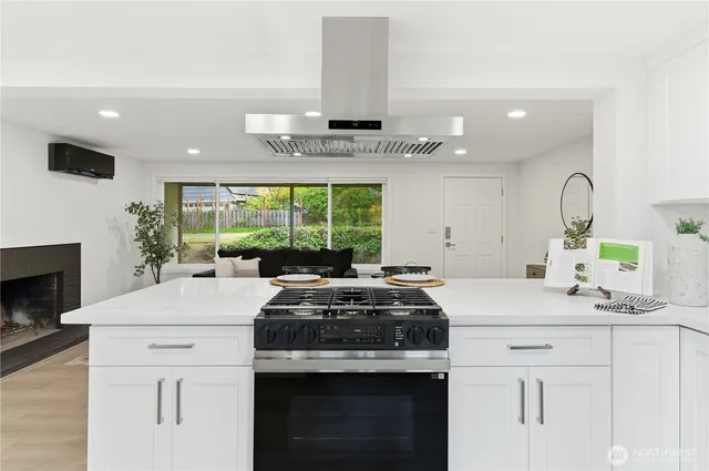 $800,000 | 16167 Midvale Avenue North, Shoreline, WA 98133