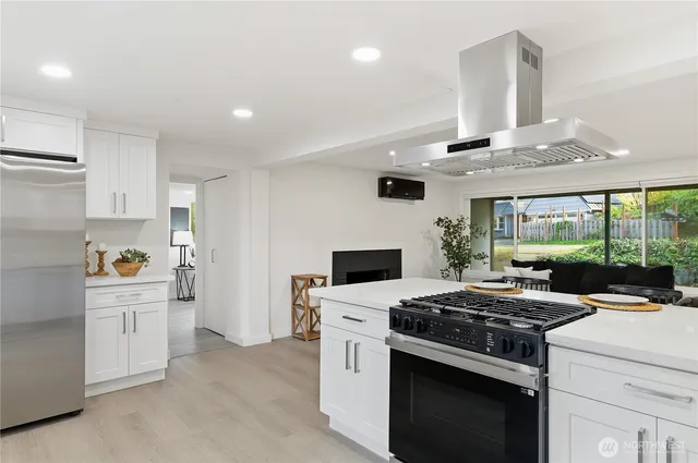 $800,000 | 16167 Midvale Avenue North, Shoreline, WA 98133