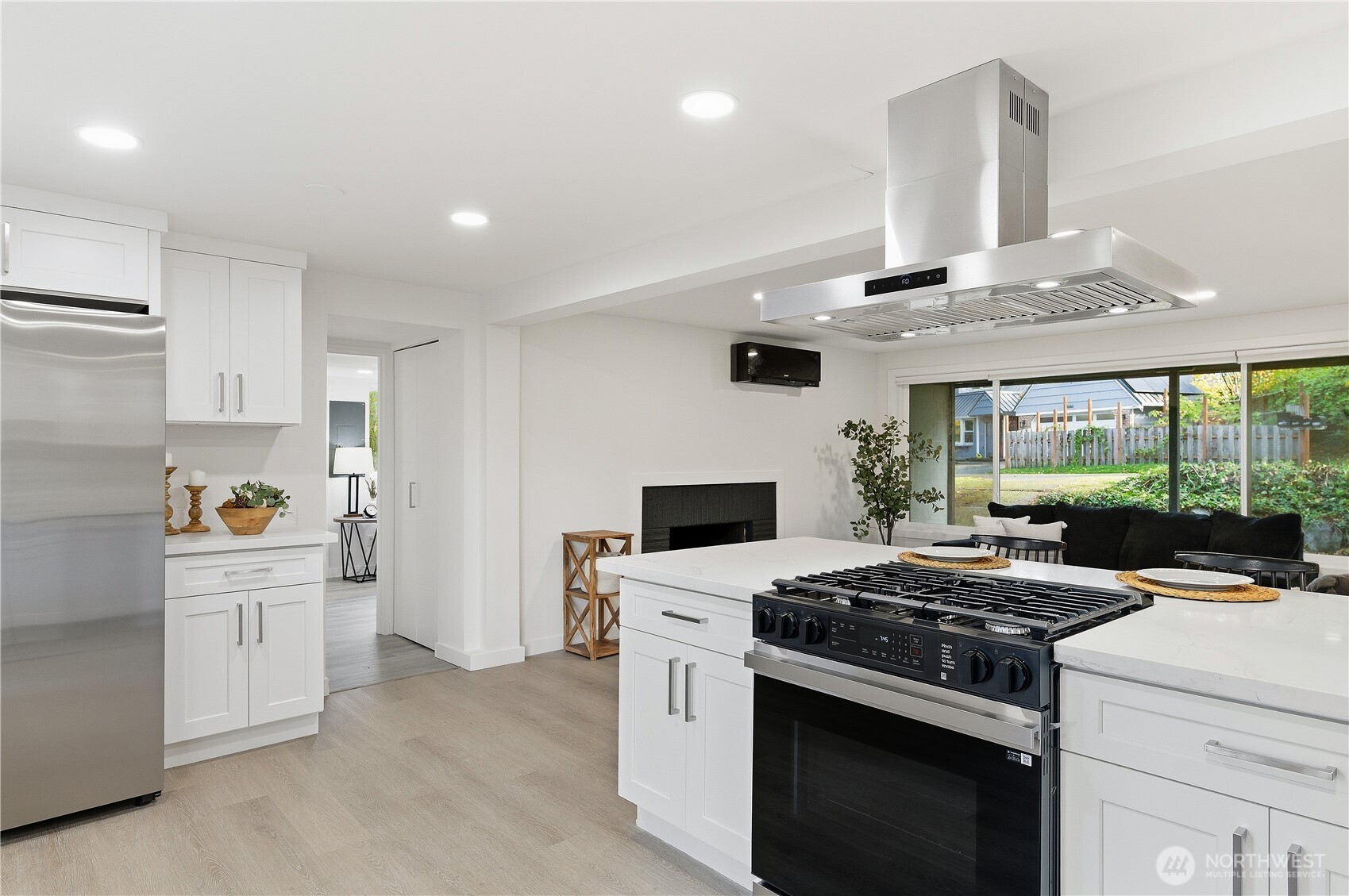 16167 Midvale Avenue North Shoreline, WA 98133 - Photo 13 of 40