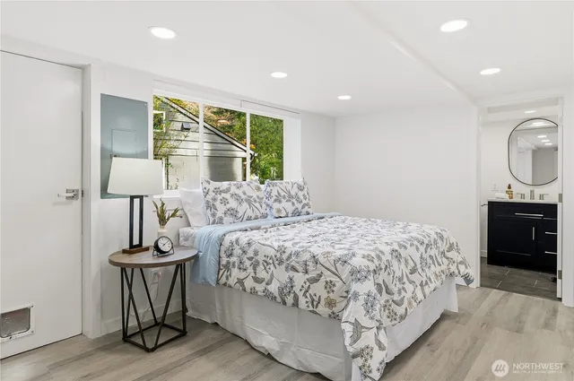 $800,000 | 16167 Midvale Avenue North, Shoreline, WA 98133