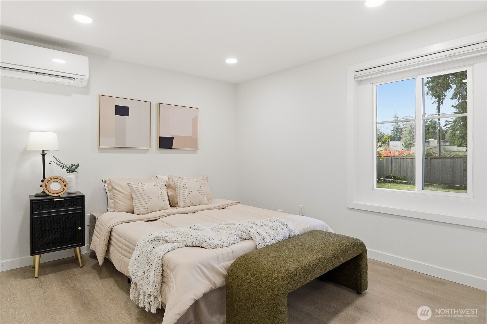 16167 Midvale Avenue North Shoreline, WA 98133 - Photo 17 of 40