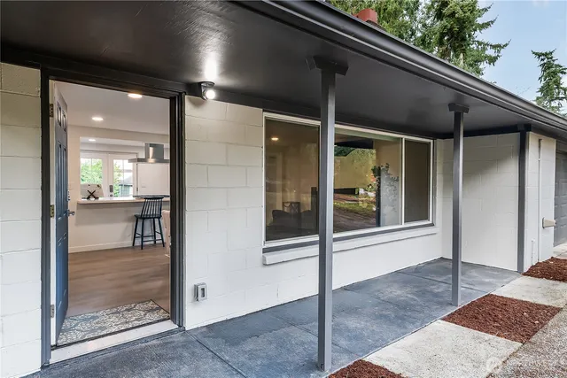 $800,000 | 16167 Midvale Avenue North, Shoreline, WA 98133