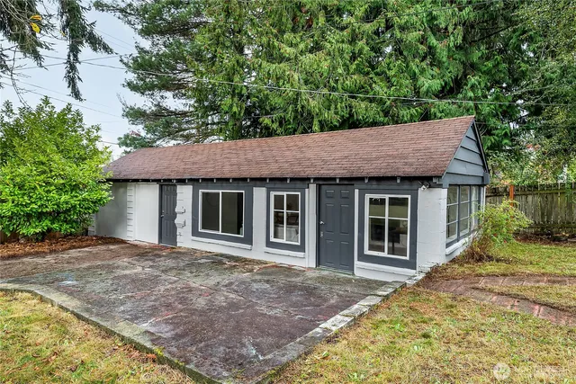 $800,000 | 16167 Midvale Avenue North, Shoreline, WA 98133