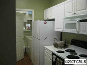 5730 Closeburn Road, Unit O Charlotte, NC 28210 - Photo 5 of 8 Gallery Image 5