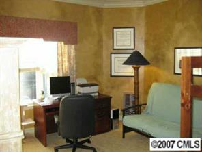 5730 Closeburn Road, Unit O Charlotte, NC 28210 - Photo 6 of 8 Gallery Image 6