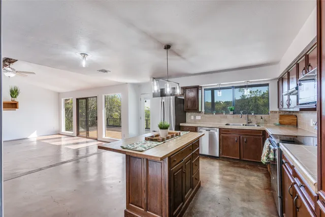 $649,000 | 409 Heron Drive, Austin, TX 78734