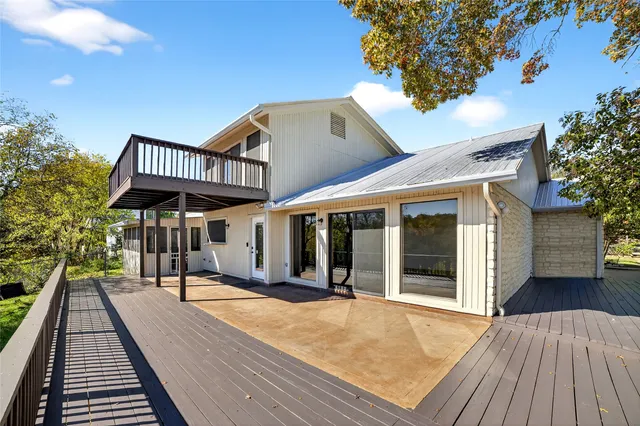 $649,000 | 409 Heron Drive, Austin, TX 78734