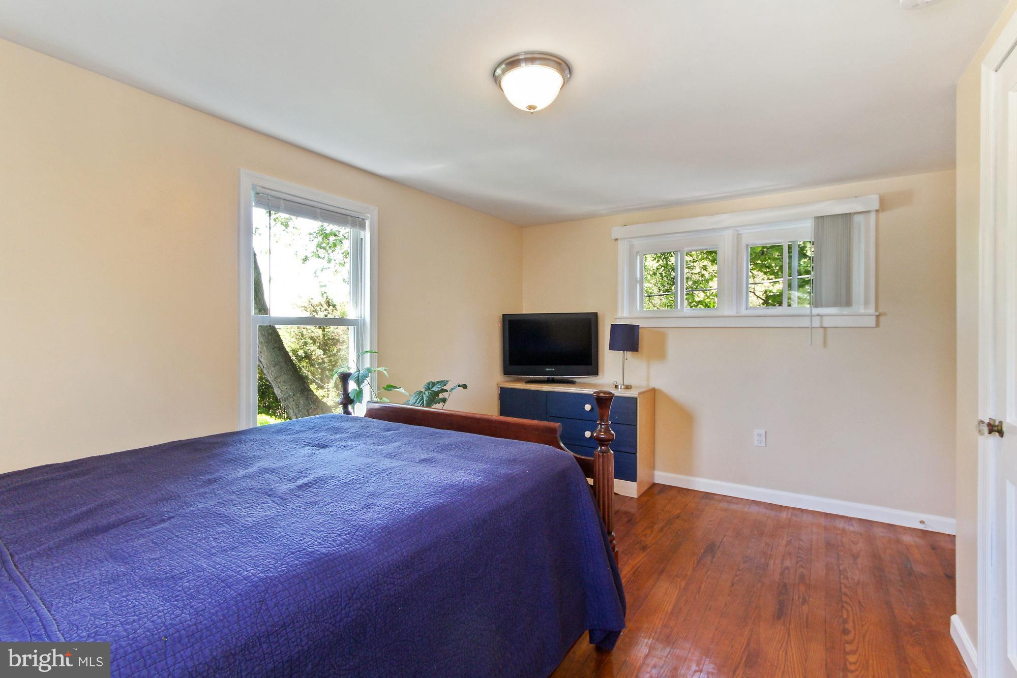208 Pinehurst Road York, PA 17402 - Photo 14 of 27 Gallery Image 14