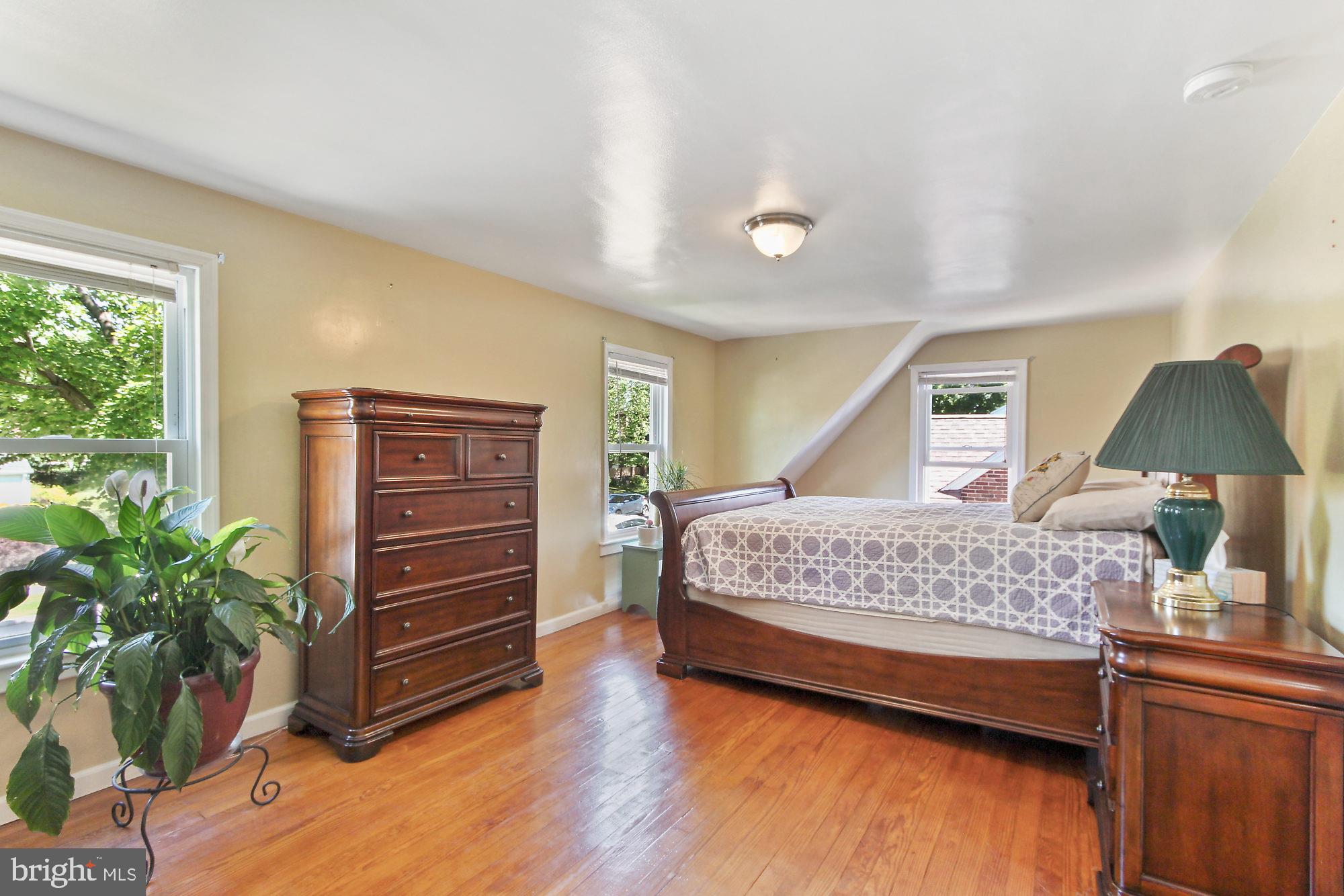 208 Pinehurst Road York, PA 17402 - Photo 15 of 27 Gallery Image 15