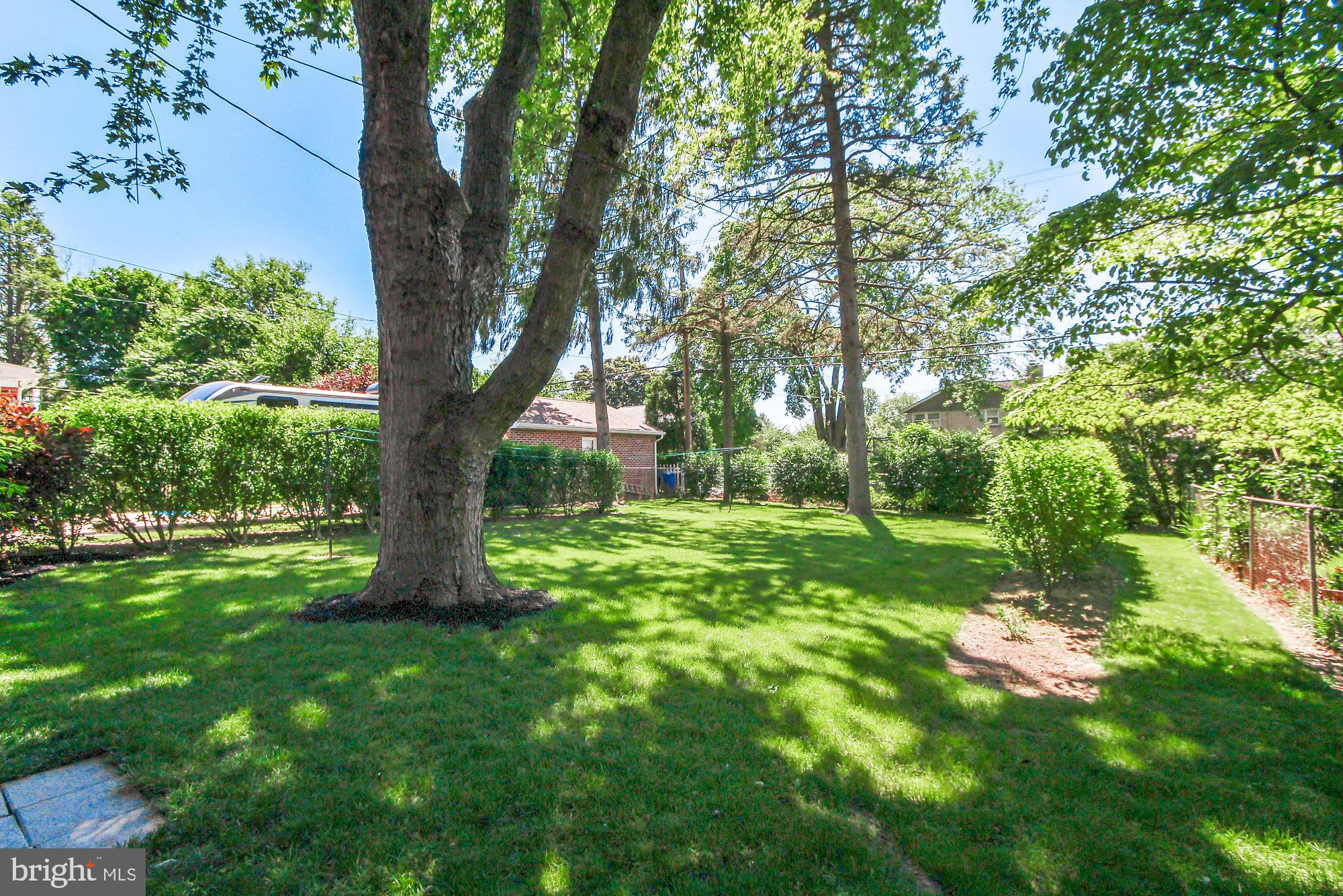208 Pinehurst Road York, PA 17402 - Photo 23 of 27 Gallery Image 23
