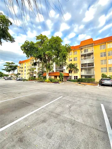 a view of road with barbeque oven