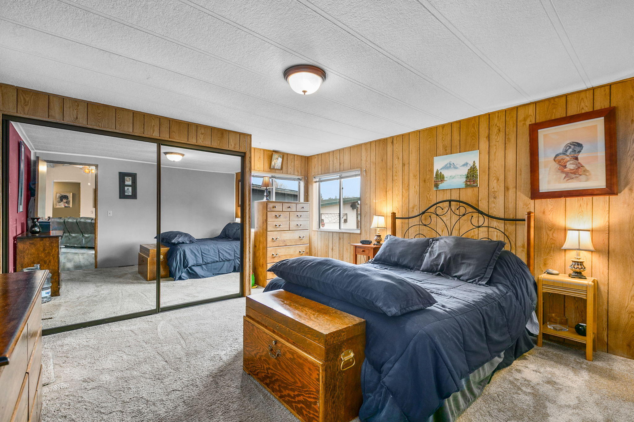 19238 Shoshone Road Bend, OR 97702 - Photo 22 of 41 Primary Bedroom