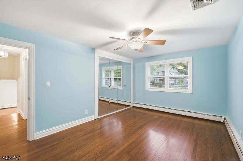 47 Crossbrook Road Livingston, NJ 07039 - Photo 16 of 35