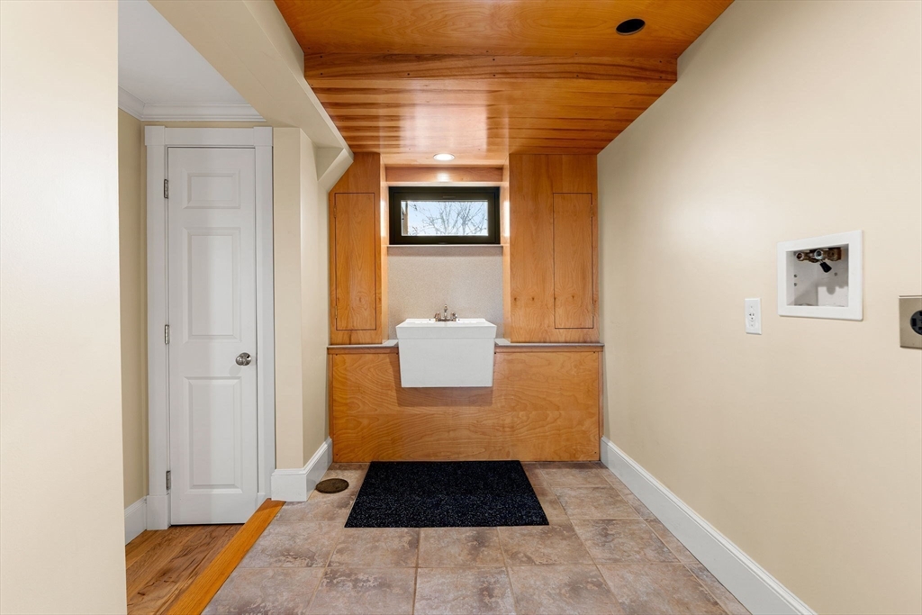 30 R Harbor Street Danvers, MA 01923 - Photo 37 of 41