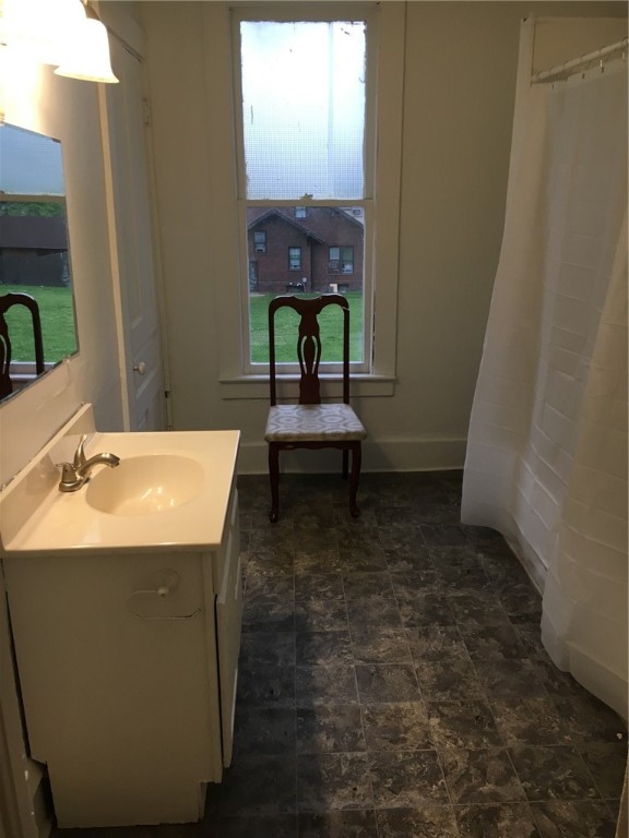 703 West William Street Decatur, IL 62522 - Photo 10 of 12