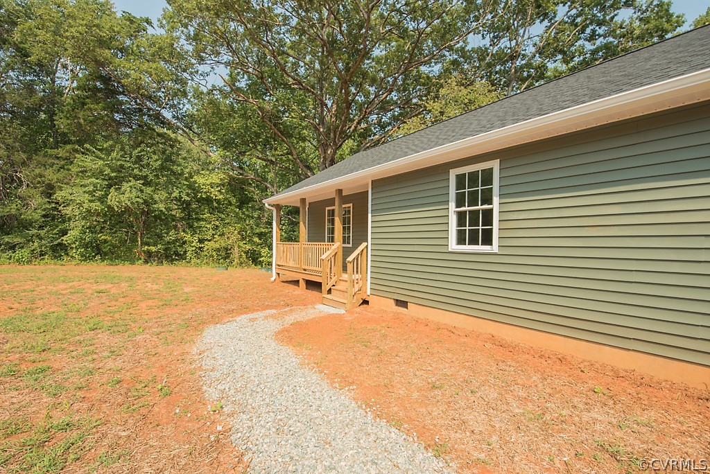 352 Bonbrook Creek Road Cumberland, VA 23040 - Photo 2 of 37 Gallery Image 2