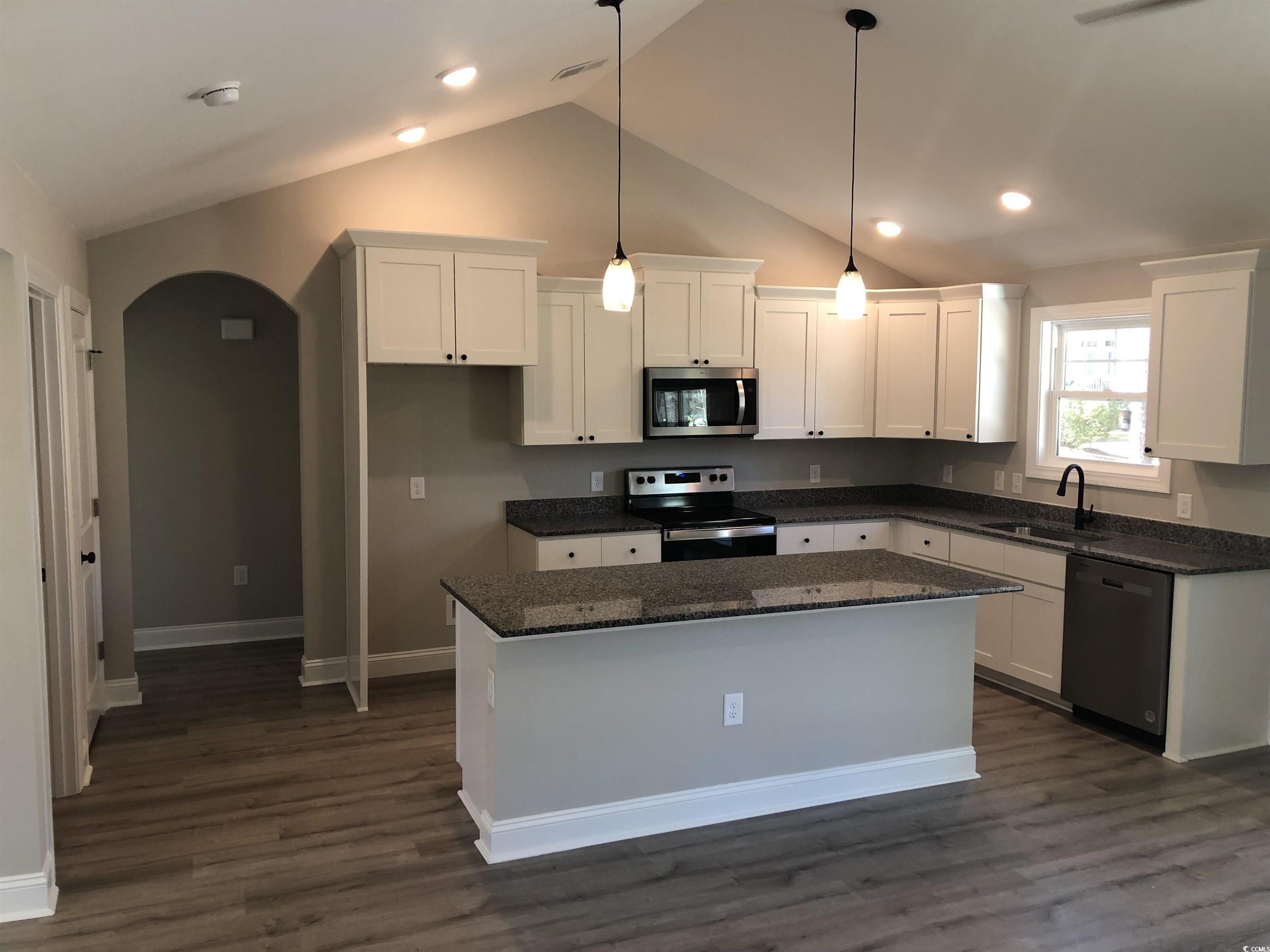 943 Barrett Street Loris, SC 29569 - Photo 9 of 26 Gallery Image 9