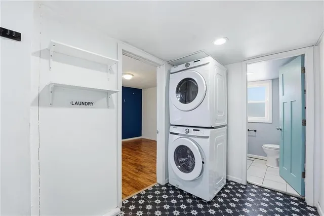 $295,000 | 215 West Walnut Street, Belton, MO 64012