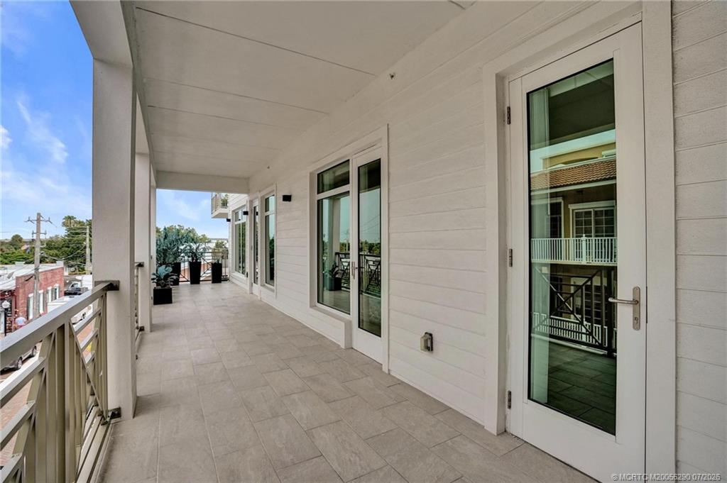 41 Southwest Seminole Street, Unit 310 Stuart, FL 34994 - Photo 30 of 68
