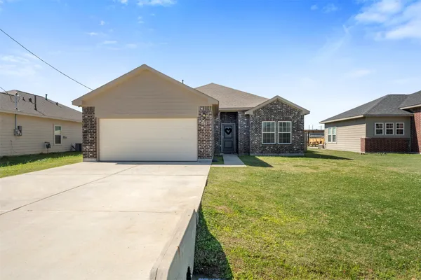 $2,000 | 397 Road 5102, Unit L, Cleveland, TX 77327