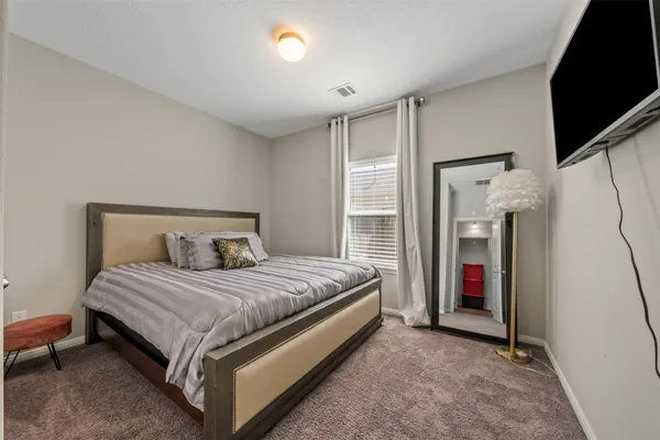 $2,000 | 397 Road 5102, Unit L, Cleveland, TX 77327