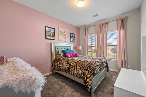 $2,000 | 397 Road 5102, Unit L, Cleveland, TX 77327