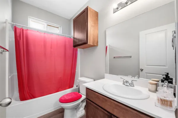 $2,000 | 397 Road 5102, Unit L, Cleveland, TX 77327