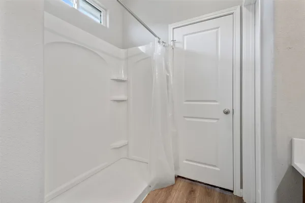 $2,000 | 397 Road 5102, Unit L, Cleveland, TX 77327