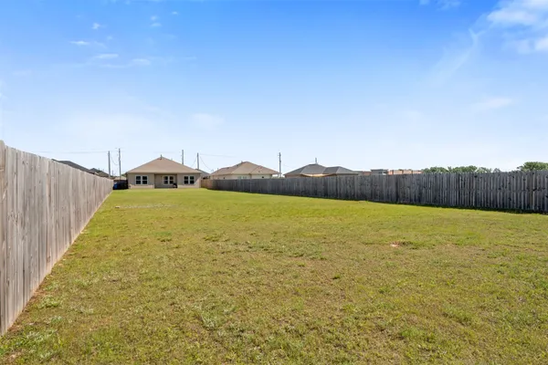 $2,000 | 397 Road 5102, Unit L, Cleveland, TX 77327