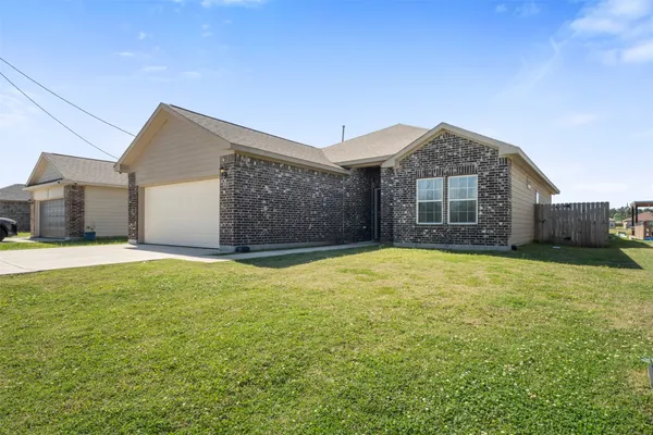 $2,000 | 397 Road 5102, Unit L, Cleveland, TX 77327