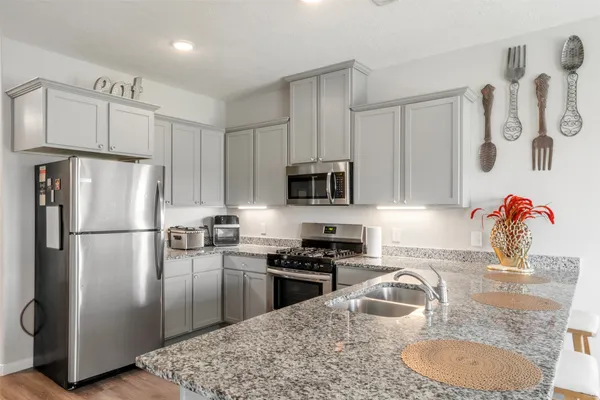 $2,000 | 397 Road 5102, Unit L, Cleveland, TX 77327